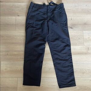the North Face Hiking Pants Size 33